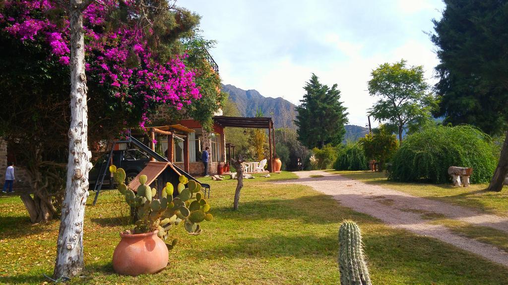 Cabanas Altos Del Velazco ラ・リオハ エクステリア 写真