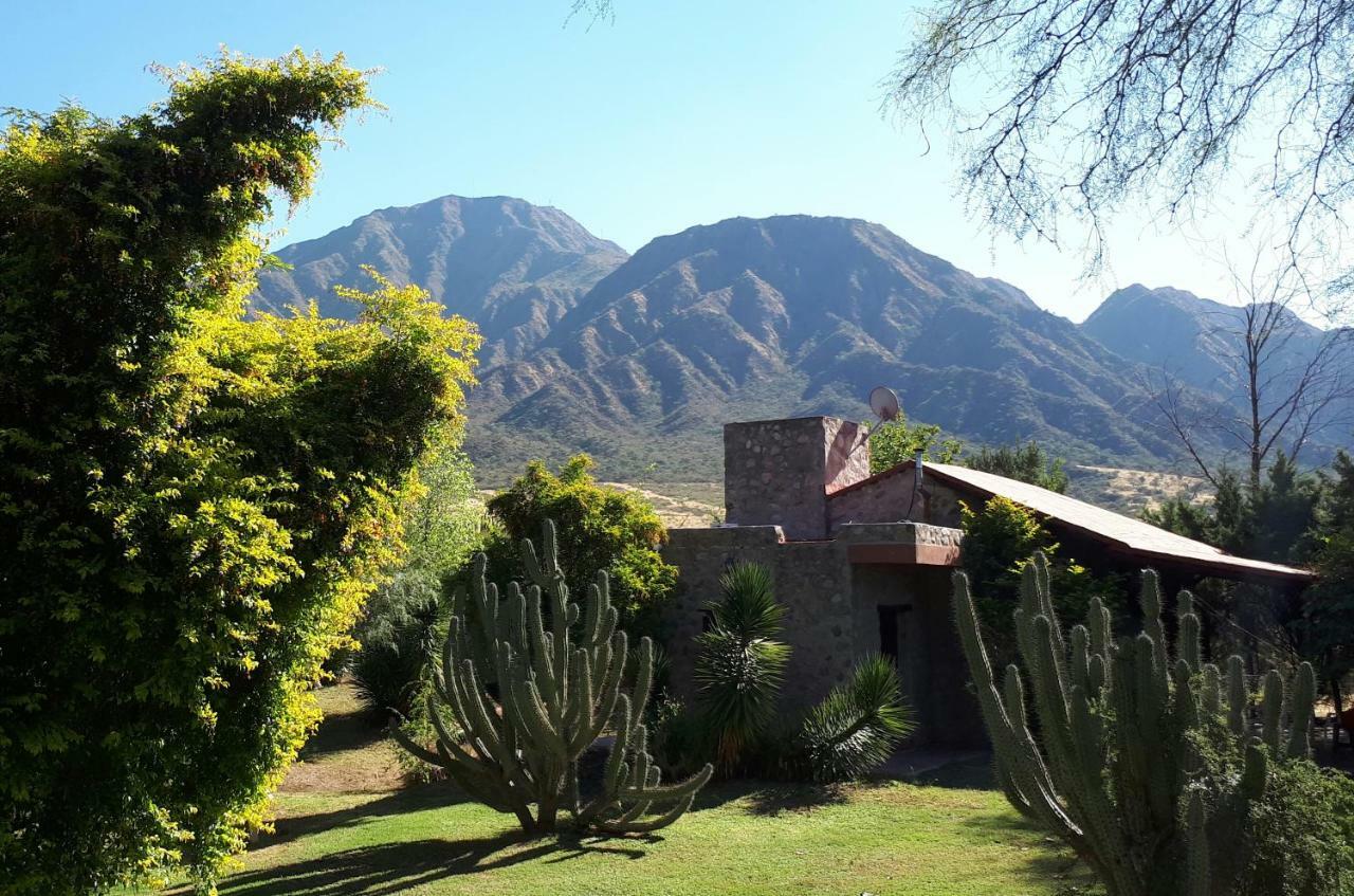 Cabanas Altos Del Velazco ラ・リオハ エクステリア 写真